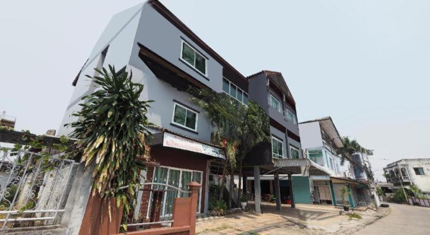 Aparthotel Bannsawasdee Chiang Rai Exterior foto